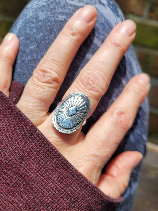 Oval concho ring