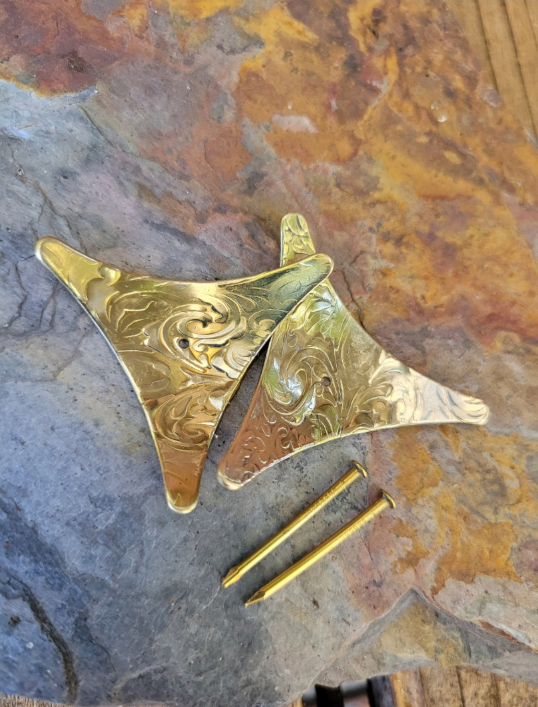 Dust corner protectors. Brass and copper home decor for stairs. Sold in pairs (2 pieces)