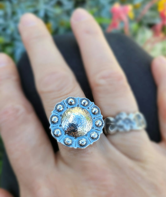 Round concho ring