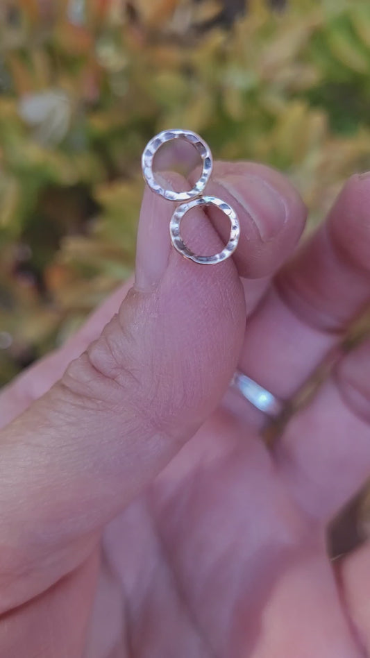 14k gold hammered hoop earrings