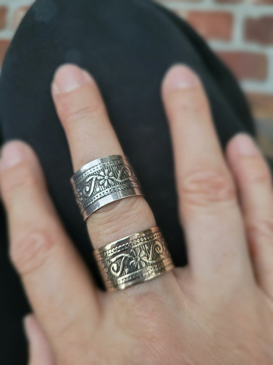 Adjustable art nouveau rings!